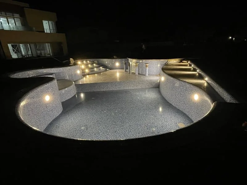 تشغيل إضاءة مشروع Hacienda Bay